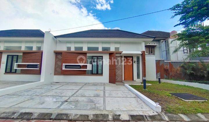 RUMAH MINIMALIS ELEGAN SIAP HUNI DI PALAGAN 1