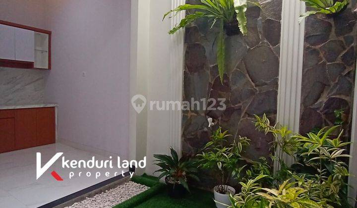 RUMAH MODEREN MINIMALIS DEKAT TOL TB SIMATUPANG  DI JAKARTA SELATAN 2