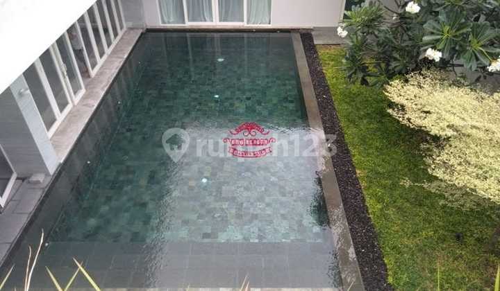 Villa Jual Lokasi Seminyak 2