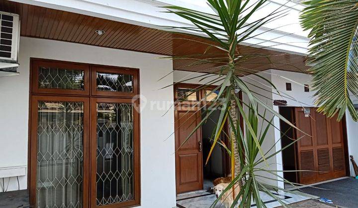 Rumah cantik siap huni di slipi jakarta barat 1