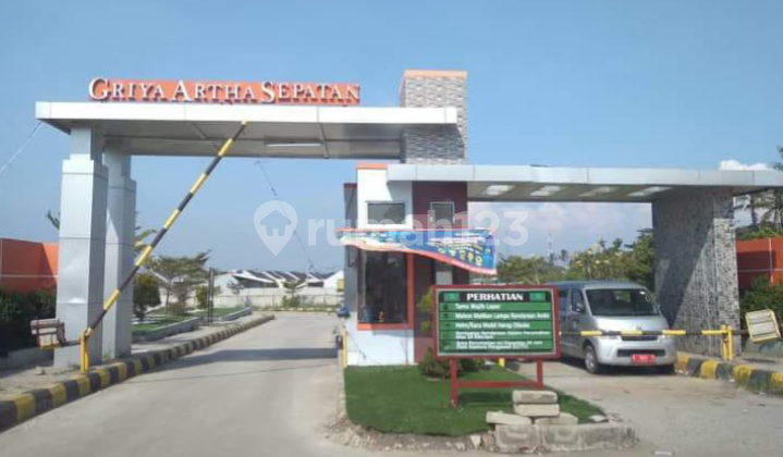 Over kredit di perumahan Griya Artha Sepatan 2