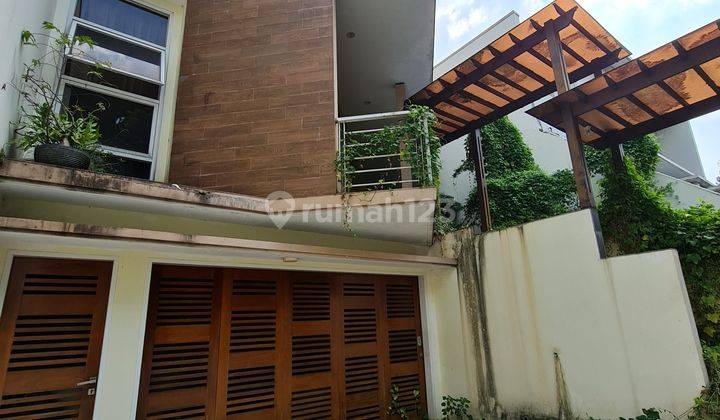 Rumah modern.private pool.dlm town house di lebak bulus 2