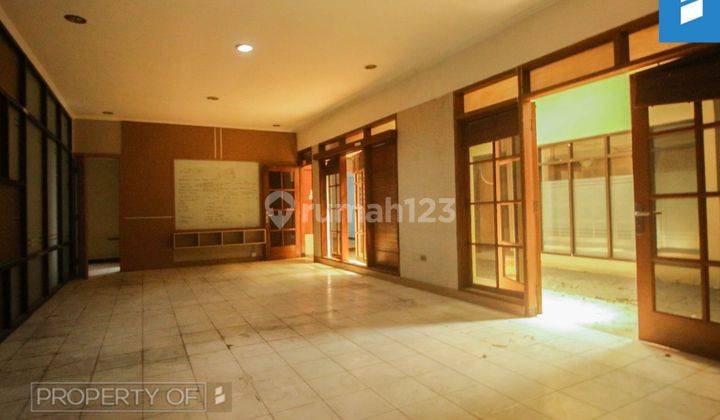 RUMAH BELANDA ex kantor Expart , sangat cocok dijadikan kantor 1