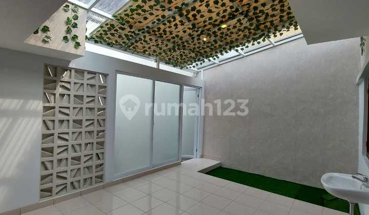 Rumah 100% renovated cantik ada mezzanine 