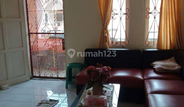 Dijual rumah Arcadia di Daan Mogot 2 lt hdp selatan 2