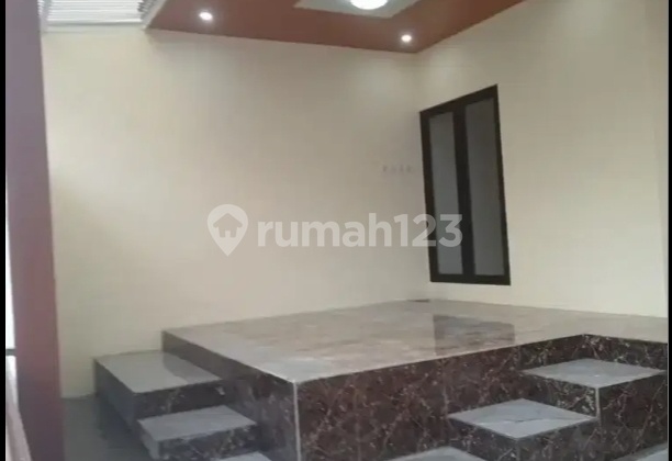A ready-to-live 2-story house with furnished area in Kepuharjo, Karangploso
