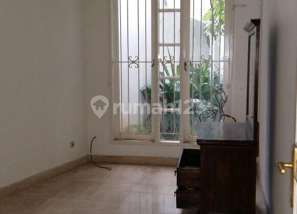 Nice Ready-to-Occupy House in Pondok Indah 2