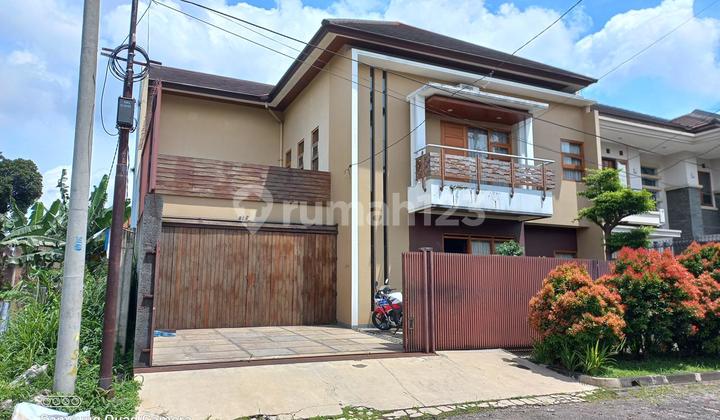 Dijual Rumah Mewah di Mekarwangi Bandung 2