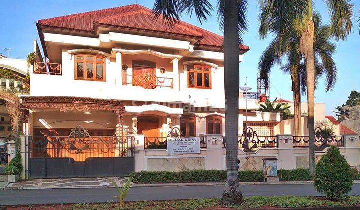 Rumah Mewah Luxury 2 Lantai di Raffles Hills Cibubur di JUAL 1