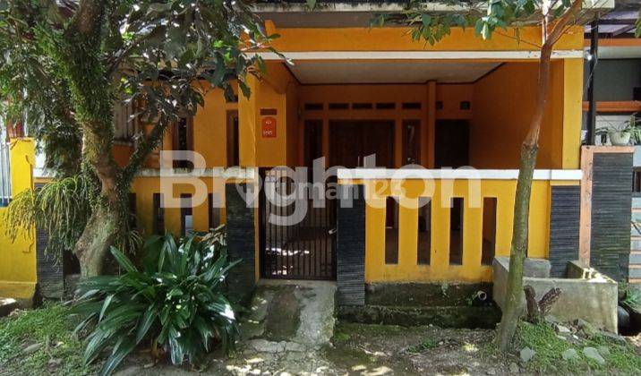 RUMAH MINIMALIS 2 LANTAI SIAP HUNI TERAWAT 1