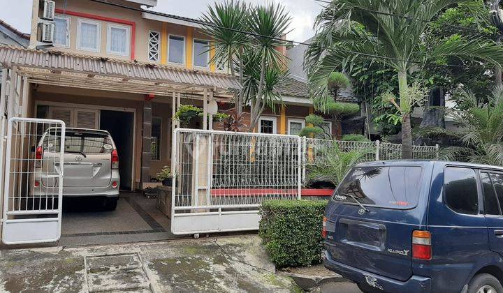 Rumah Murah  Siap Huni, Aman, tenang,  Lokasi strategis dalam Komplek  di Bintaro Jaya 1