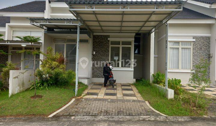 Di jual Rumah murah siap huni sentul city 1