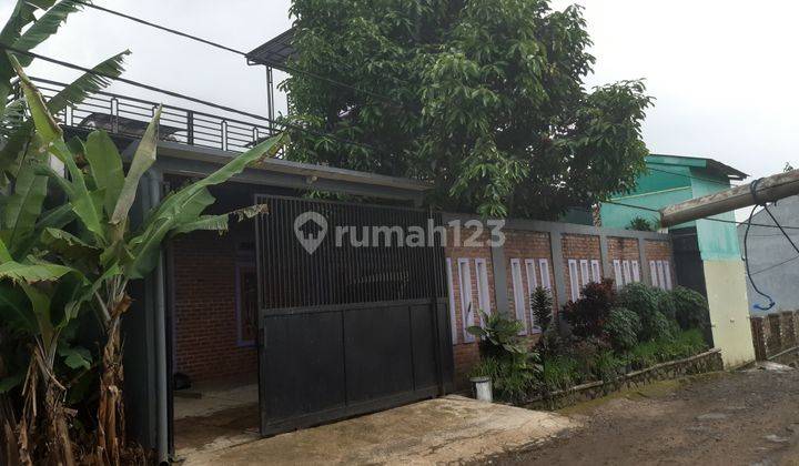 Rumah Villa Cisarua dengan Rooftop yg Luas 1