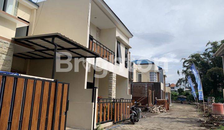 Rumah 2 lantai murah kota batu 2