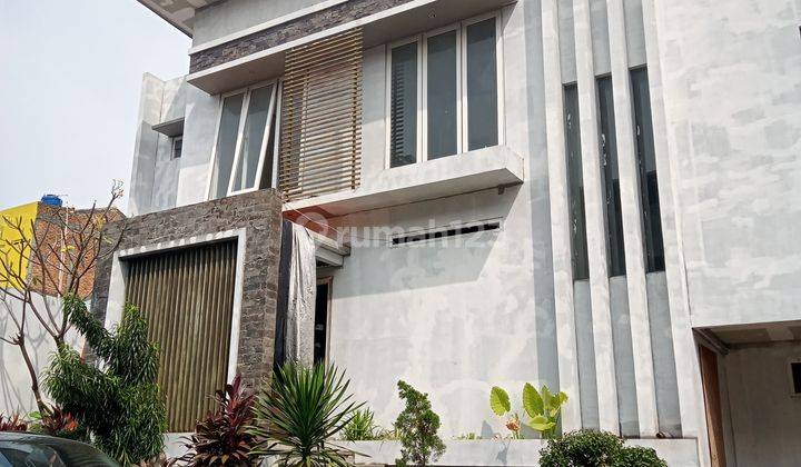 Rumah mungil di cinere dekat Dari jalan raya cinere 2