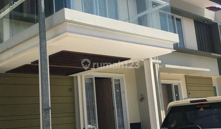 Rumah 2 Lantai Bagus Sekali Sertifikat Hak Milik di Daerah Cibeureum, Bandung 2