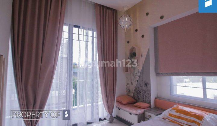 Rumah Bagus Unfurnished Sertifikat Hak Milik di Setra Duta , Bandung 2