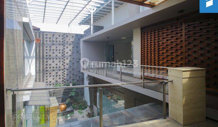 Rumah Bagus Unfurnished Hak Guna Bangun di Mekar Wangi, Bandung 1