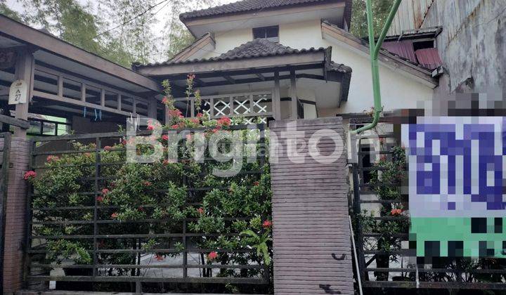 DI JUAL CEPAT RUMAH LANTAI 2 SHM DI PERAHAN REGENCY 1