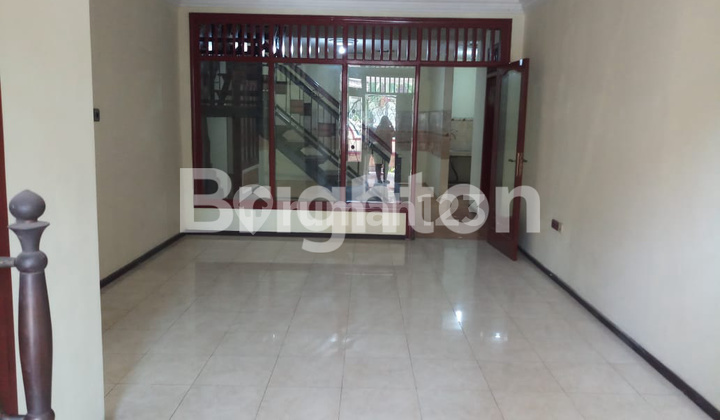 Pondok mutiara 2 lantai depan exit Tol. bersih siap huni 2