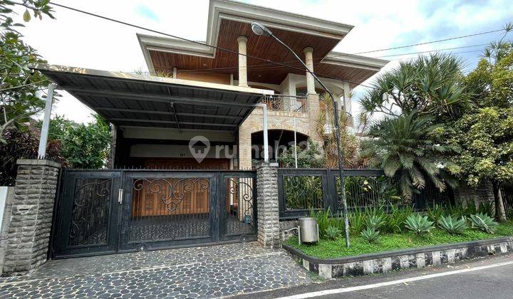 HUNIAN RUMAH MEWAH DAN MEGAH CANTIK DAN BAGUS SIAP HUNI MODERN 1