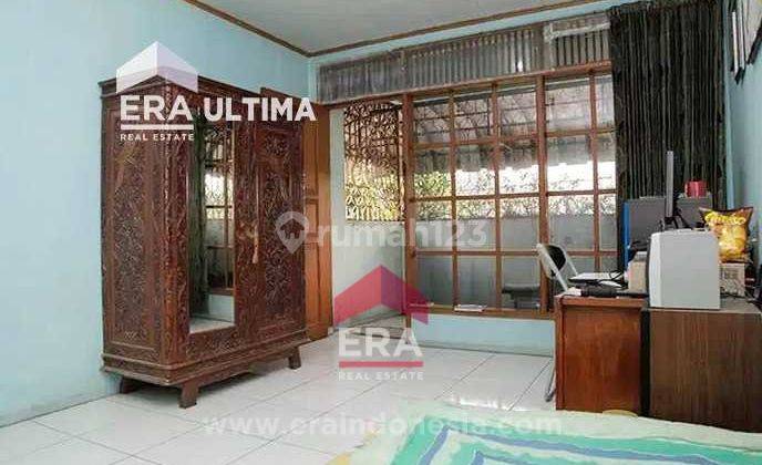 Rumah Hitung Tanah Gaya Klasik Siap Huni  Di Lengkong 2