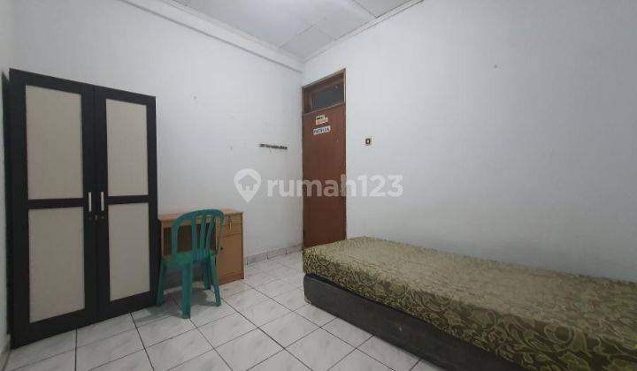 RUMAH KOS DI MUWARDI GROGOL JAKARTA BARAT. LOKASI BAGUS, DEKAT AREA KAMPUS, DEKAT JALAN RAYA &amp; COCOK UNTUK INVESTASI  JANGKA PANJANG 1