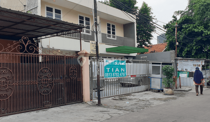 Rumah cantik siap 2 di Kebon pala Jatinegara - Jakarta Timur. nyaman dan cocok untuk keluarga anda 1