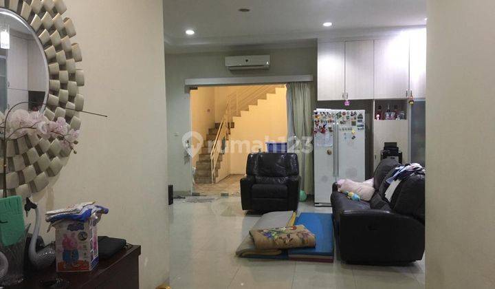 RUMAH CANTIK SIAP HUNI 2 LANTAI DI JALAN MANGGA GREEN VILLE JAKARTA BARAT 2