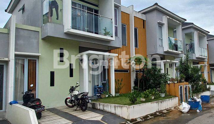 RUMAH 2 LANTAI HARGA DIBAWAH 1M TENGAH KOTA BATAM CENTER 1