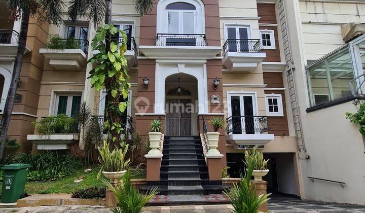 HOT UNIT ! Rumah Blossom Residence Luas 270 m2 Hadap Selatan 1