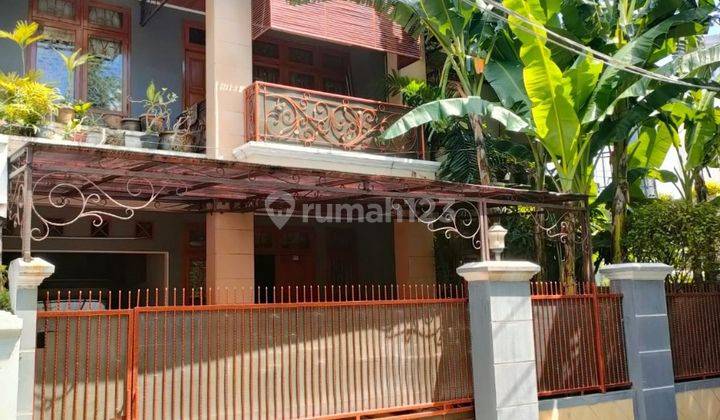 Rumah Bagus Rapih Siap Huni Di Jl Tulodong Bawah, Kebayoran Baru 1