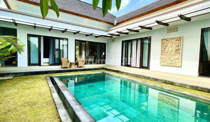 Beautiful Villa in Mumbul Near the Nusa Dua Toll 1