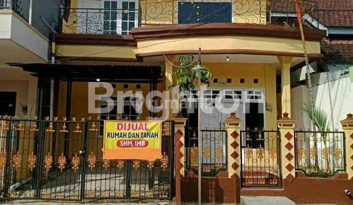 RUMAH 2 LANTAI DI TENGAH KOTA 1