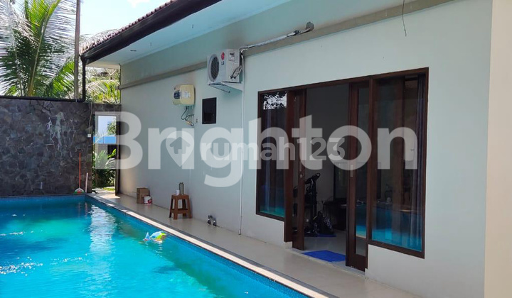 FULL FURNISH MEWAH TERAWAT ADA KOLAM RENANG DI TENGAH KOTA BALIKPAPAN