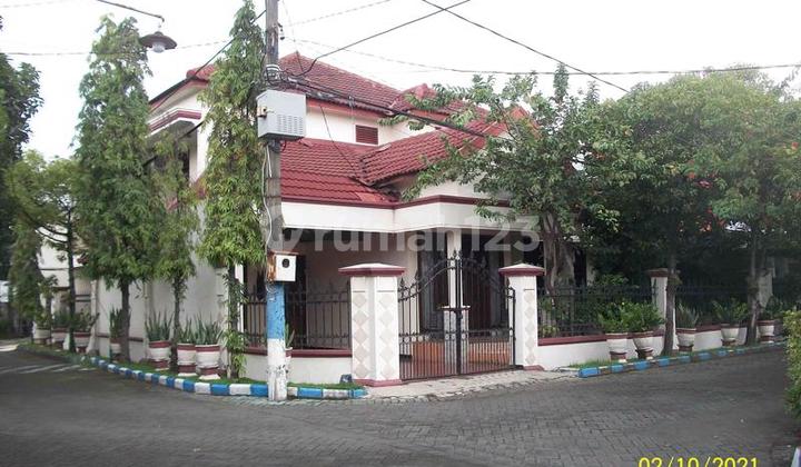 Rumah di Perum Kehutanan Merpati, Bagus + Terawat, Hook/pojokan, Row Jalan depan Lebar + Paving, Full Furnish, Siap Huni - MG -