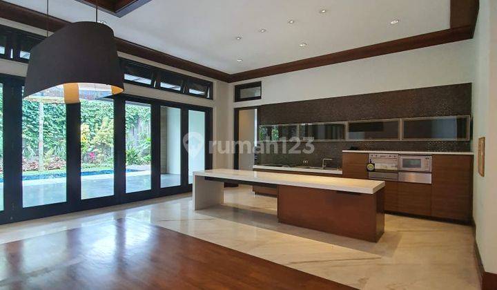 Dijual Rumah Mewah Lux Ada Kolam Renang di Sayap Dago Bandung 1