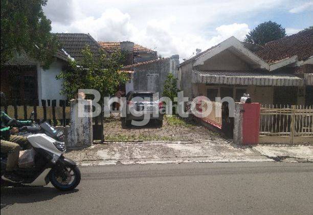 Rumah Besar Garanggayam Deresan  Dlm Kota Jogja 2