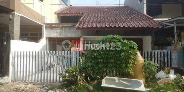 House on Pulomas Street Area East Jakarta House on Pulomas Street Area East Jakarta