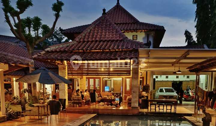 Rumah di River Park Ada Pools Sektor 6 Bintaro Jaya Tangerang Selatan