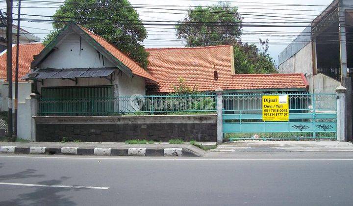 Rumah di Raya Merr, Nol Jalan Raya, Cocok untuk Kantor, Resto, Klinik, Toko, dsb - D/Y - 1