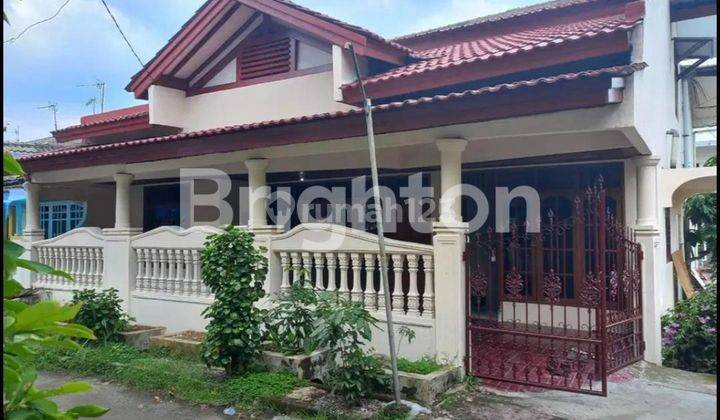 RUMAH BAGUS RAPIH 2 LANTAI TERAWAT SIAP HUNI 1