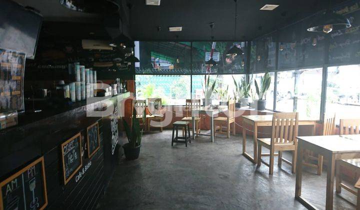 RUMAH EX CAFÉ JALAN RAYA SUMMAGUNG KELAPA GADING 1