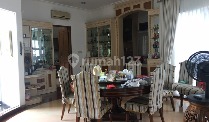Rumah dijual/sewa di jalan Bali Surabaya, Dekat Raya Gubeng 2