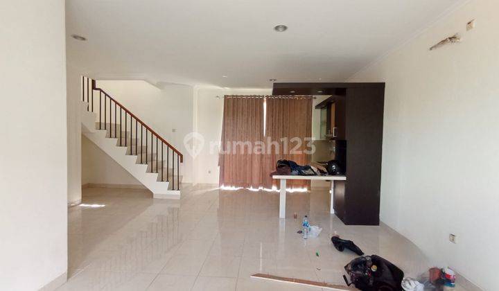 Rumah kondisi cantik rapih di Ventura Rolling Hills Lippo Karawaci Tangerang 2