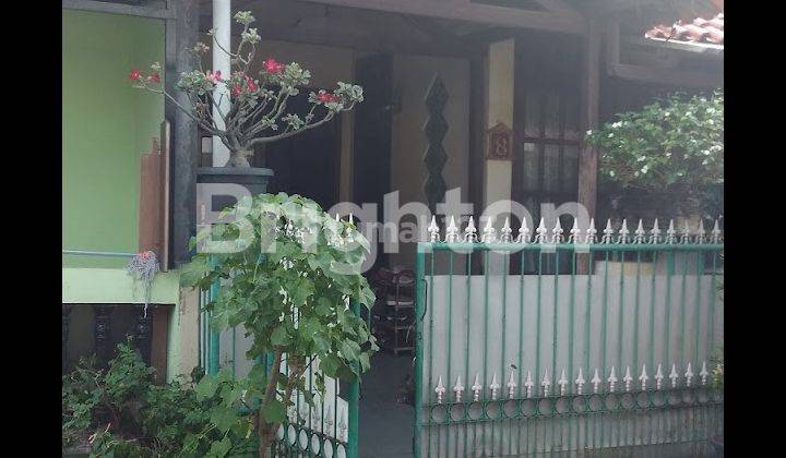 RUMAH 2 LANTAI SIAP HUNI TERAWAT 1