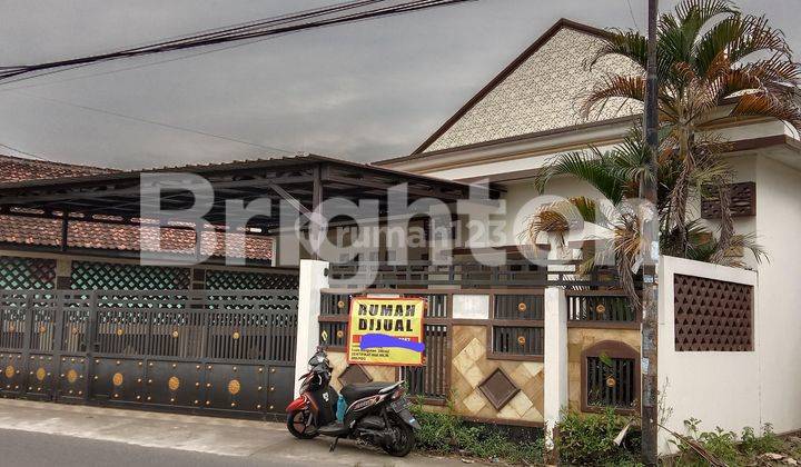 Rumah Besar Pinggir jalan Potorono Bantul 1