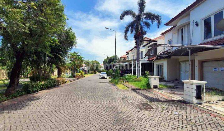 Rumah di Bukit Darmo Golf Surabaya Barat, Kawasan Elite, Row Jalan Lebar 2