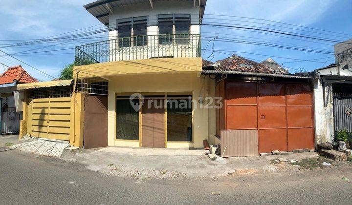 Rumah di Krukah Timur, bisa untuk rumah tinggal / usaha (ada Kos2an 6 rumah) 1