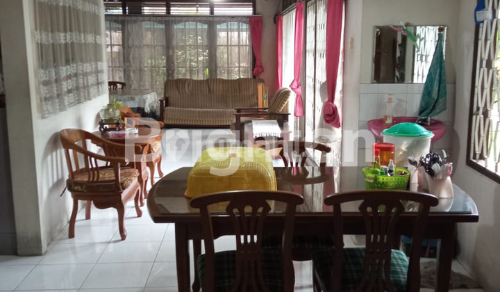 RUMAH BESAR BEBAS BANJIR DI AREA GUNUNG GUNTUR RUMAH BESAR BEBAS BANJIR DI AREA GUNUNG GUNTUR